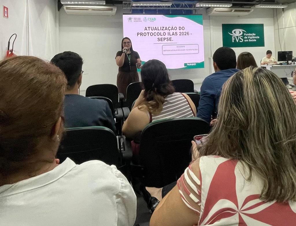 Profissionais da capital e do interior discutem atualização de protocolos em serviços de saúde do Amazonas