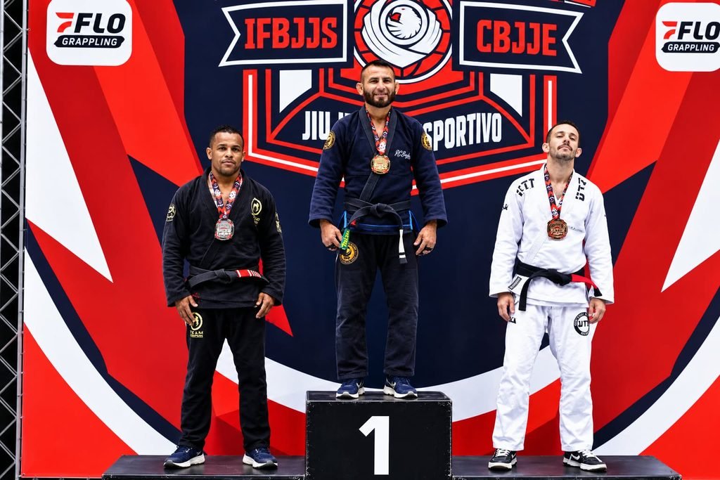 Representando o Amazonas, professor da Sedel conquista título de Jiu-Jitsu em São Paulo