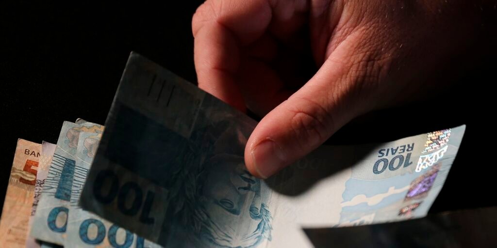 Dívida Pública sobe 0,97% em setembro e encosta em R$ 9,4 trilhões