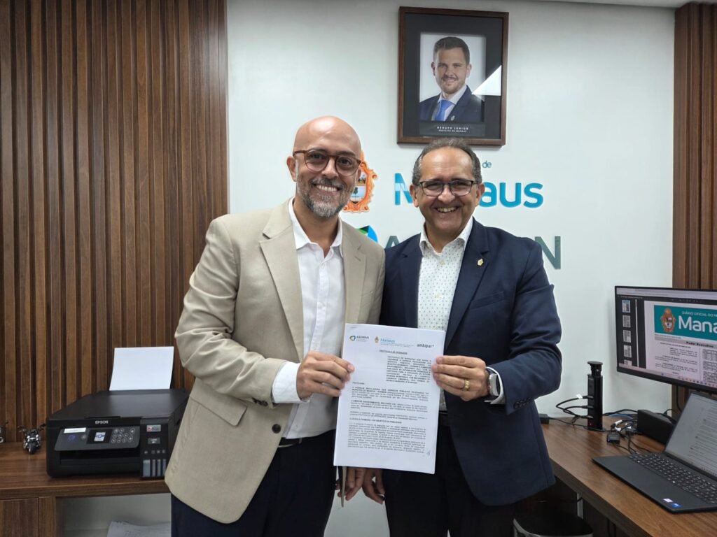 Prefeitura de Manaus e Ambipar se reúnem para estudar programa que poderá transformar reciclagem em créditos para serviços públicos